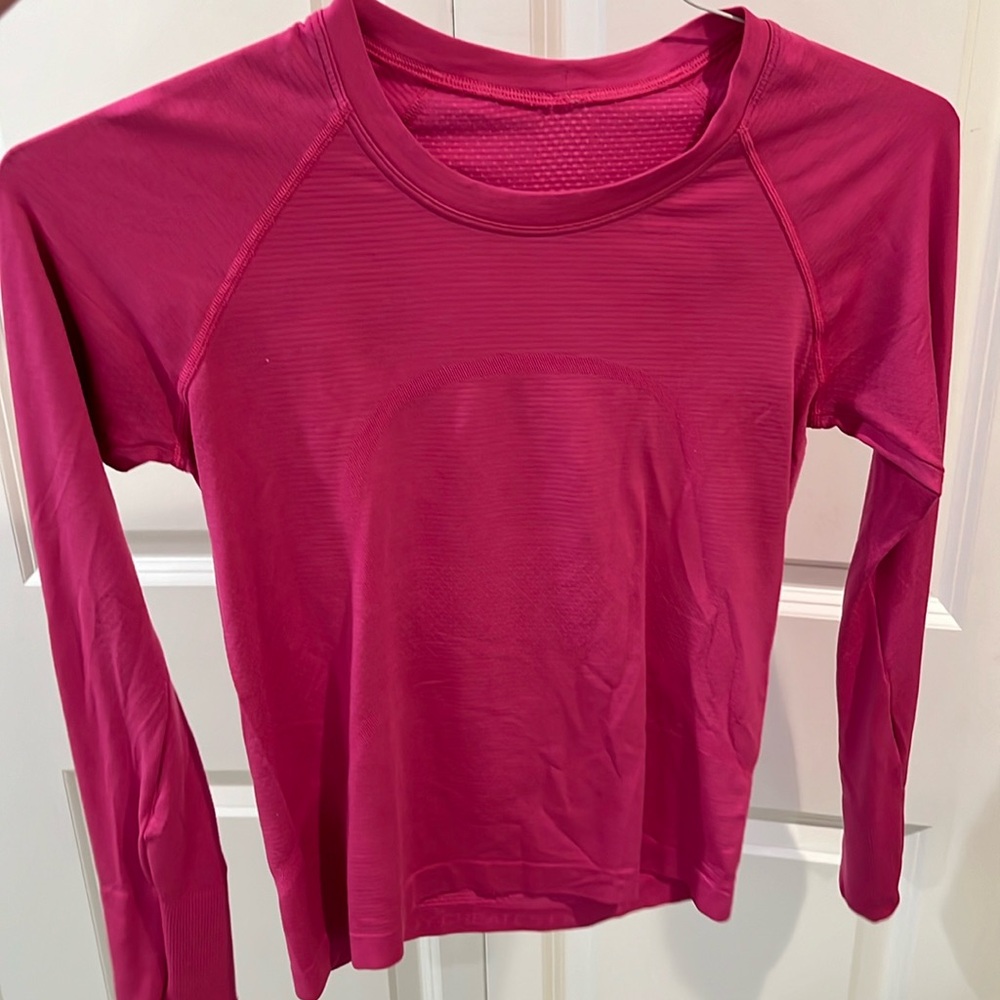 Lululemon Sonic pink long sleeve swiftly